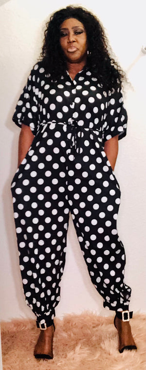 Black and white polkadots