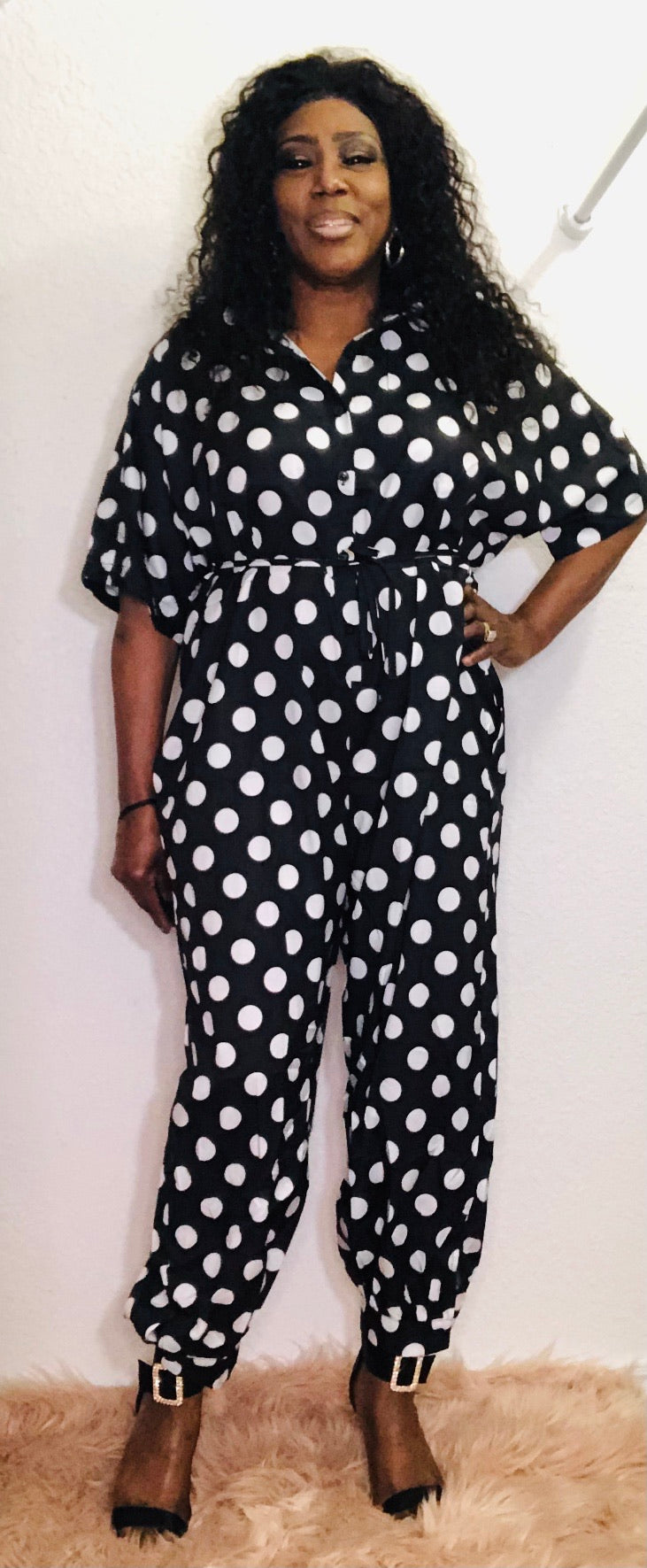 Black and white polkadots