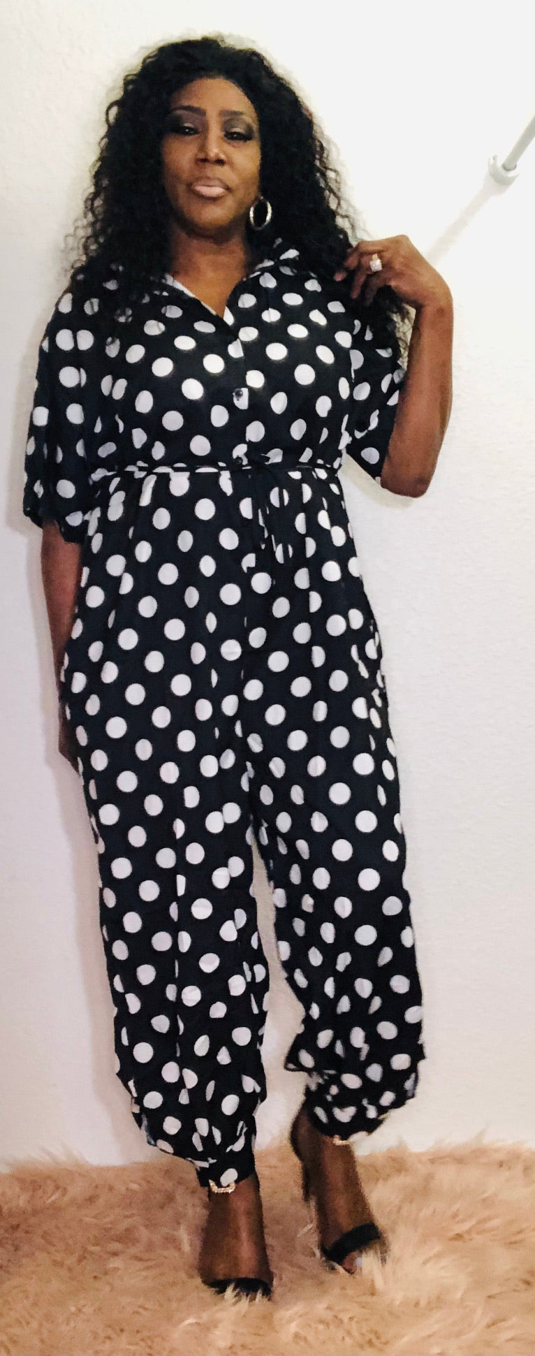 Black and white polkadots