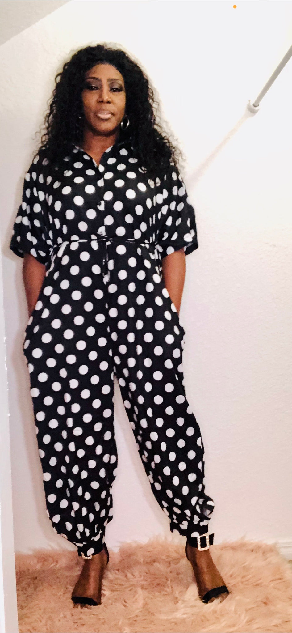 Black and white polkadots